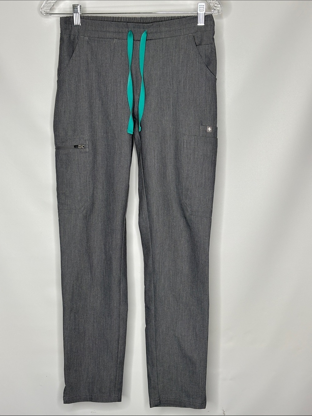 Figs Technical graphite color scrub pants size xxs